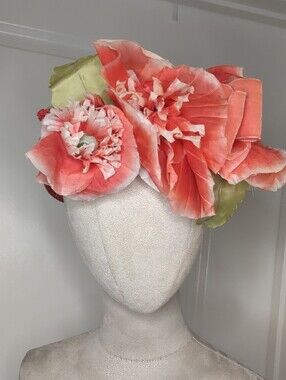 Vintage 50s Leslie James Women’s Cloche Hat Coral Satin Flowers JW Robinson
